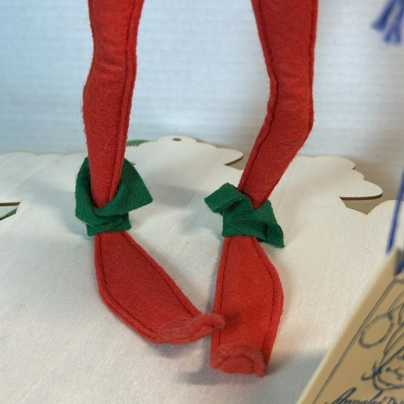 Annalee Christmas Elf. 1998 - Picture 4 of 8